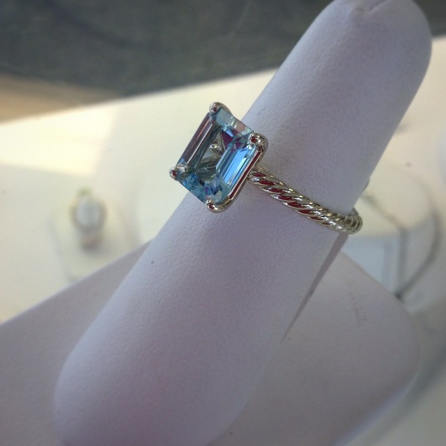 Aquamarine ring in yellow gold from Maertens Fine Jewelry & Gifts.