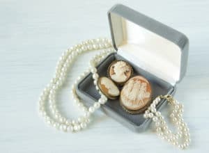 vintage jewelry